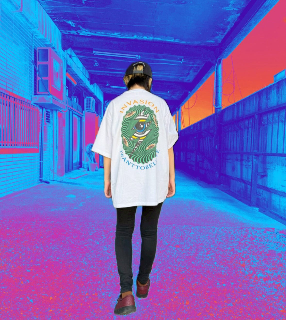 【予約商品:10月中旬以降お届け予定】INVASION Eye TEE WHITE