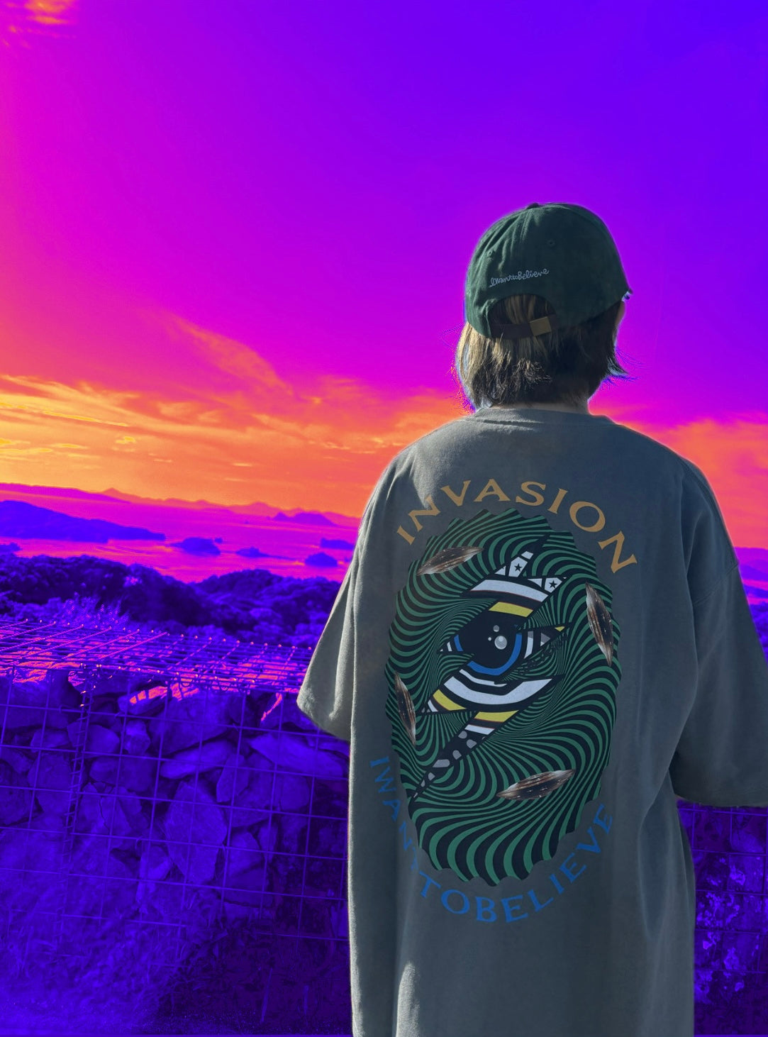 【予約商品:10月中旬以降お届け予定】INVASION Eye TEE STONE GREEN
