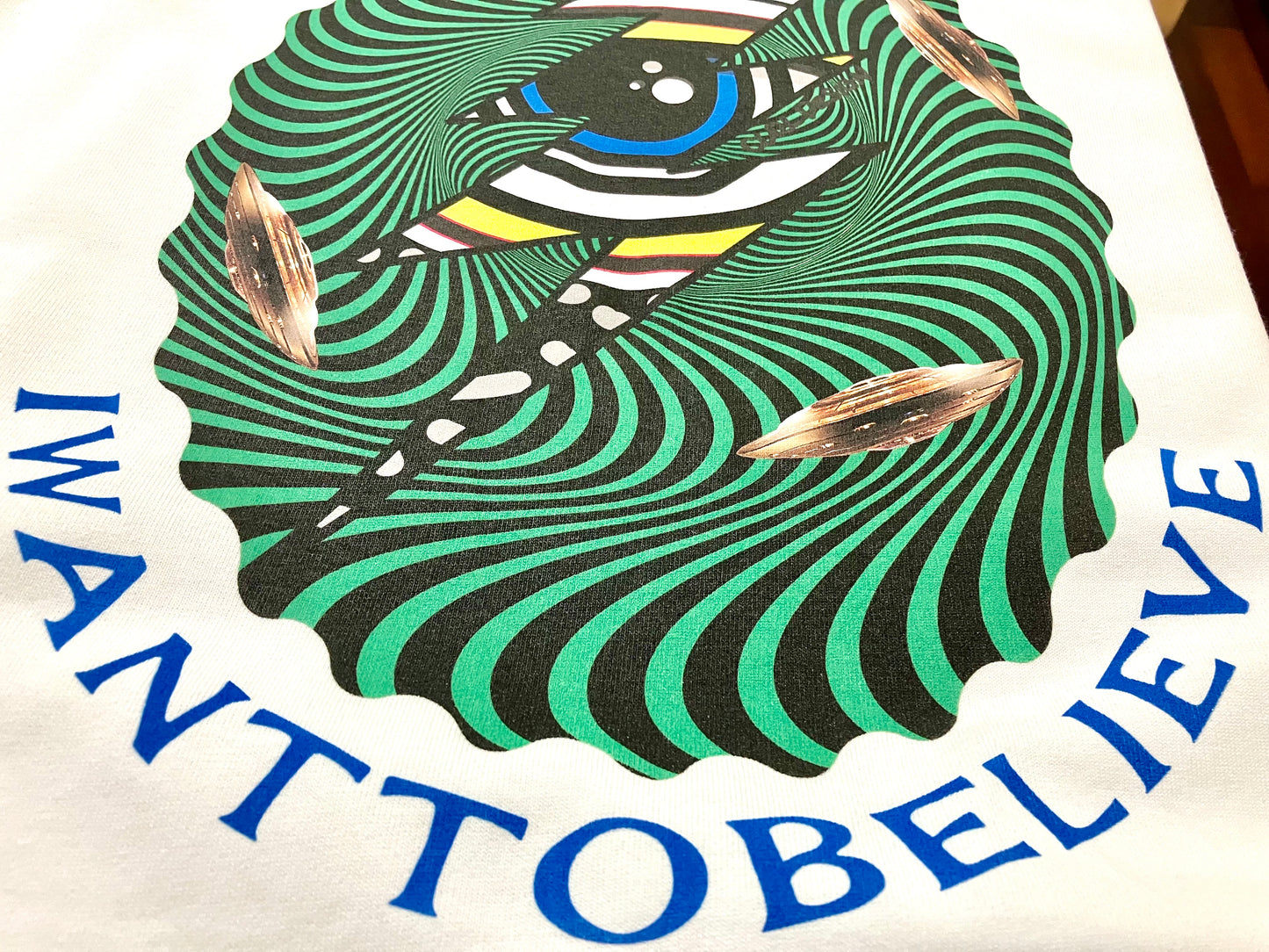 【予約商品:10月中旬以降お届け予定】INVASION Eye TEE WHITE