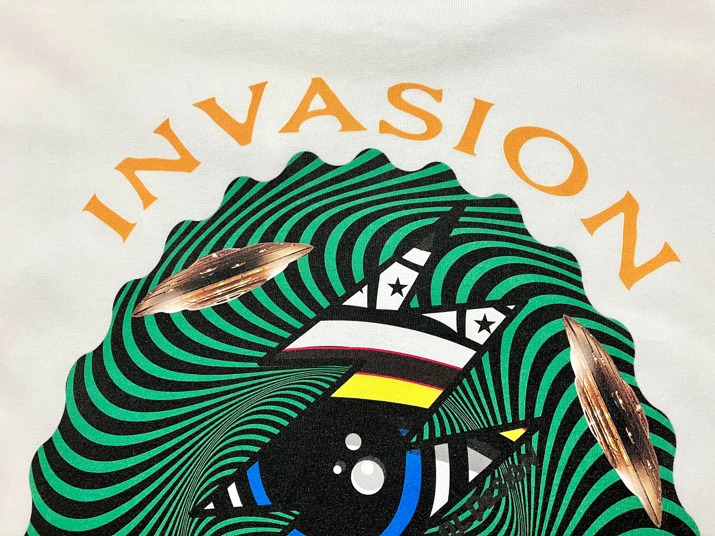 【予約商品:10月中旬以降お届け予定】INVASION Eye TEE WHITE