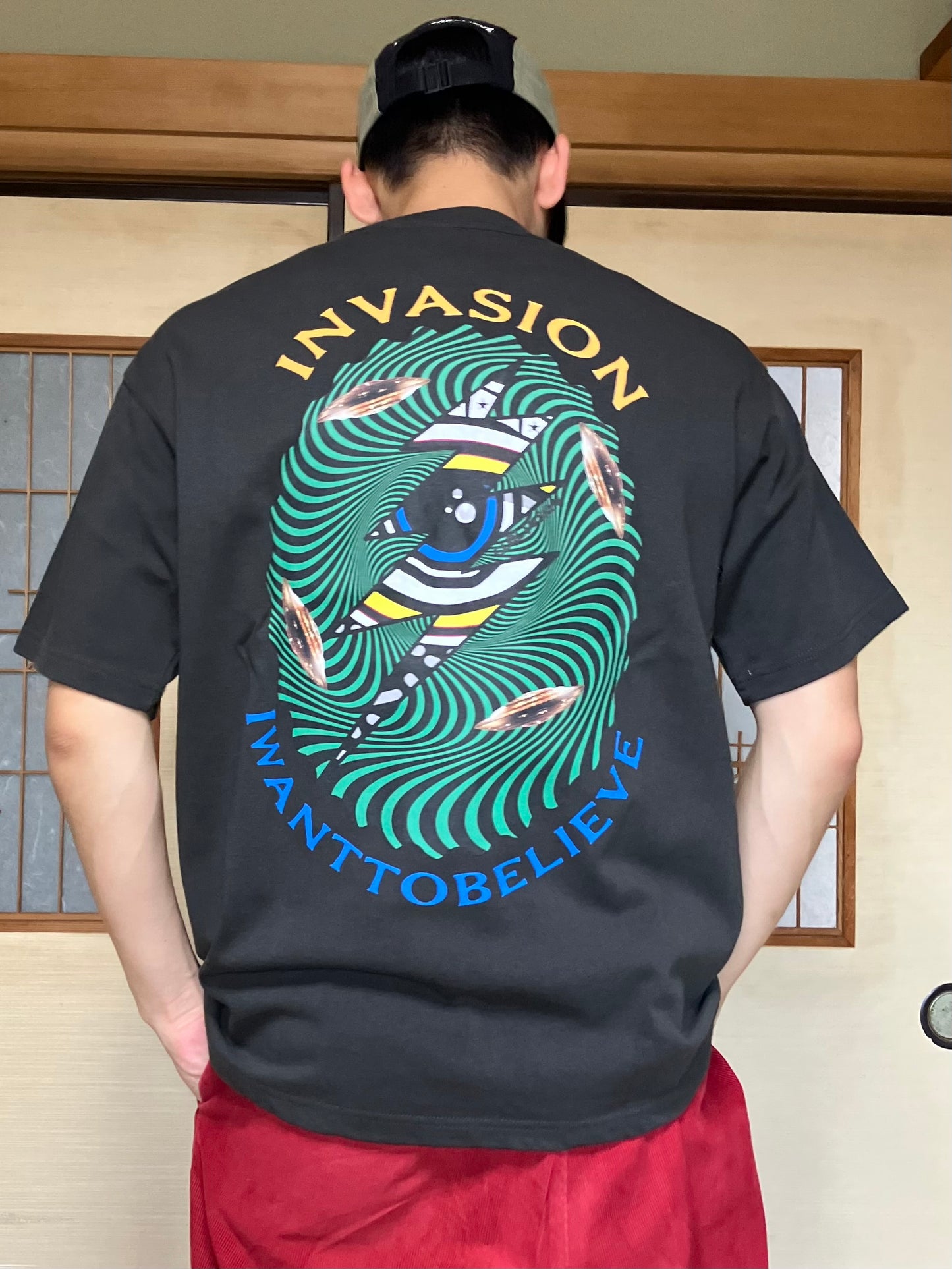 【予約商品:10月中旬以降お届け予定】INVASION Eye TEE BLACK
