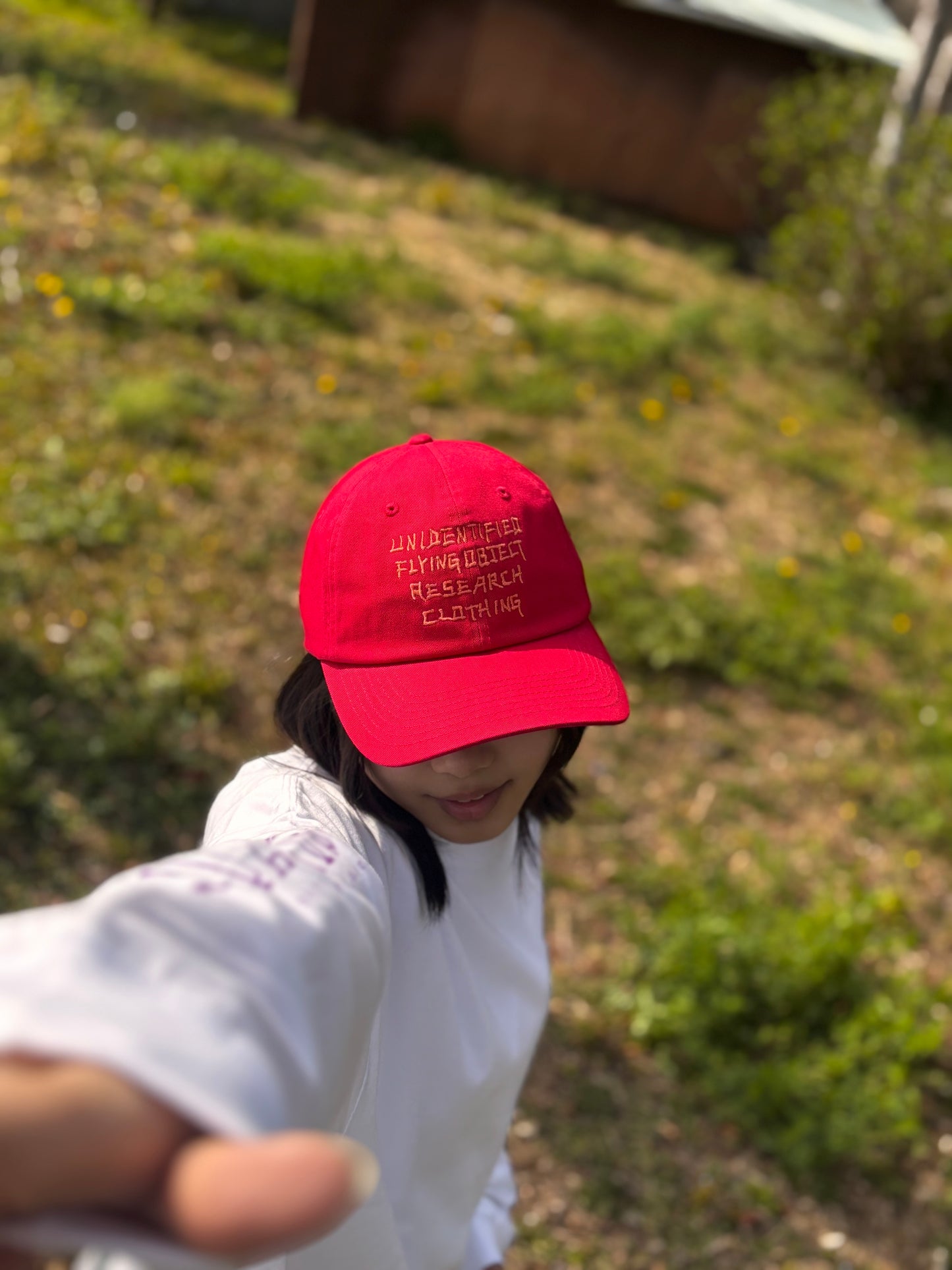 BENT BRIM CAP RED 25 AW
