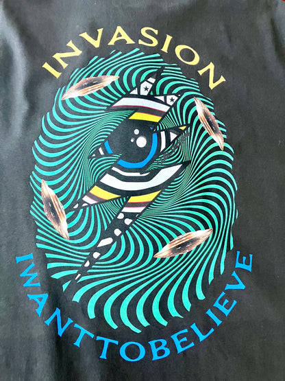 【予約商品:10月中旬以降お届け予定】INVASION Eye TEE 　BLACK