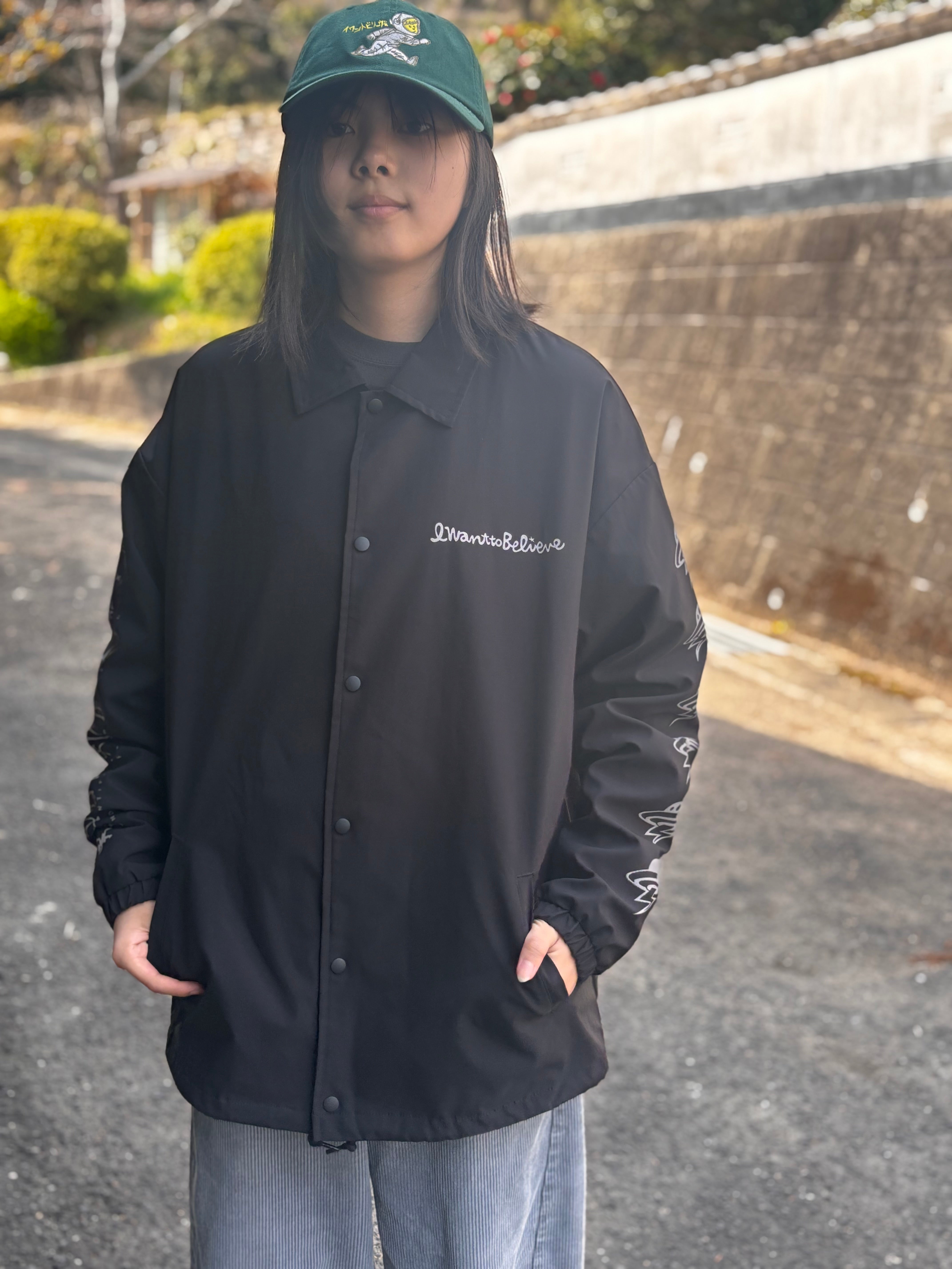 IWANTTOBELIEVE 定番のコーチジャケット。 BLACK – Iwantobelieve