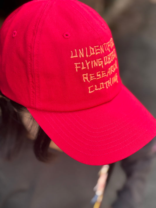 BENT BRIM CAP RED 25 AW